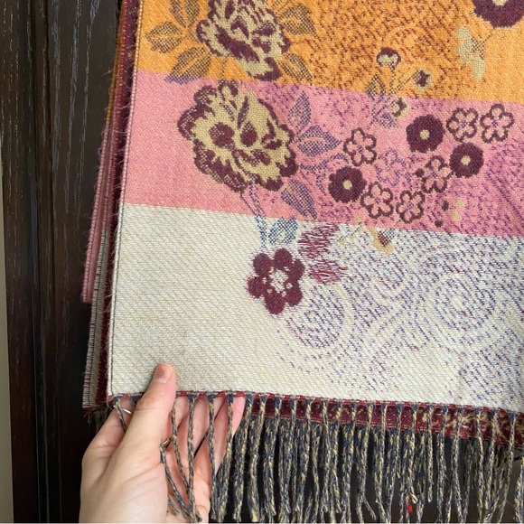 Cashmere Touch Large Shawl Pink Purple Orange and Cream Flower Printed Pattern - Picture 3 of 8